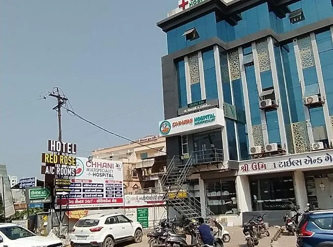 Hotel Red Rose Vadodara