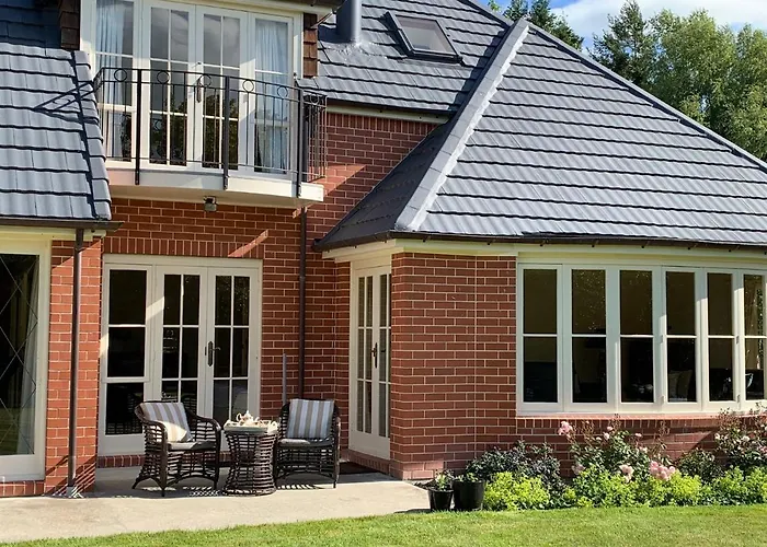Pin Oaks Luxury Bed & Breakfast Palmerston North