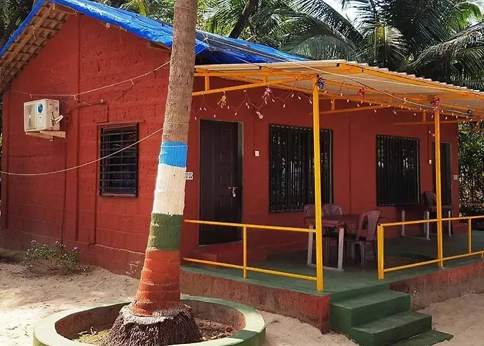 Mayekar'S Holiday Home, Chivla Beach, Malvan