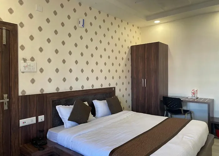 Hotel Royal Embassy Tinsukia