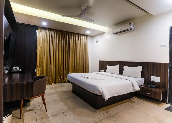 Hotel Manasi Inn Satara