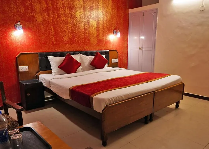 Hotel Atithi Mall Road Shimla