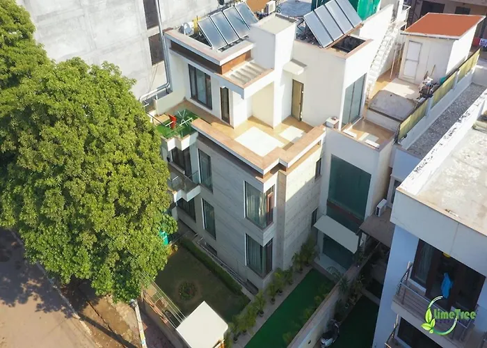 Lime Tree Hotel Sushant Lok Gurgaon Sector 29 Next To Iffco Chowk Metro