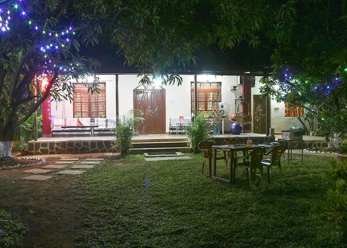 Misty Courtyard By Spicy Mango Hotel Karjat