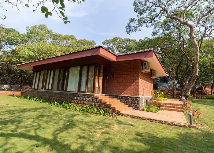 R R Heritage Resort Pure Vegetarian Mahabaleshwar