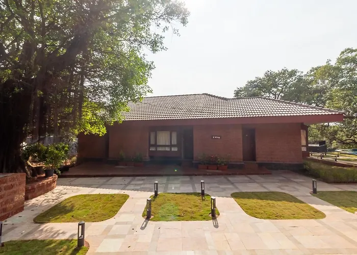 R R Heritage Resort Pure Vegetarian Mahabaleshwar