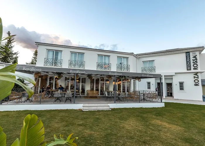 Hotel Residencia Deportiva RozaRossa Estepona