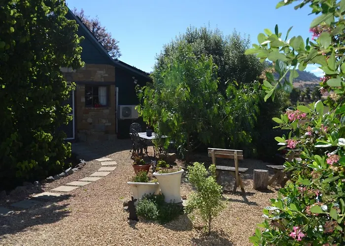 Mulberry Cottage Unique B&B Accommodation Richmond
