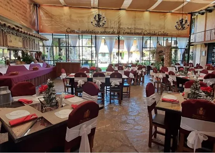 Nuestras Raíces Hotel - Museo - Restaurante San Cristóbal de Las Casas