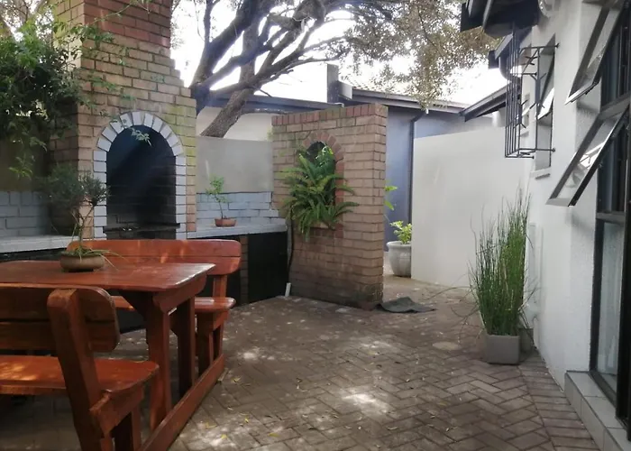 Roxy'S Rest Guest House Vanderbijlpark