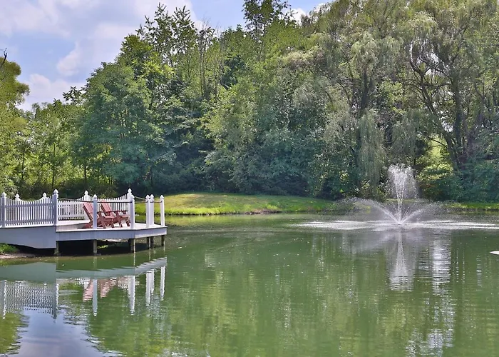 Waterview Lodge By Amish Country Lodging Millersburg
