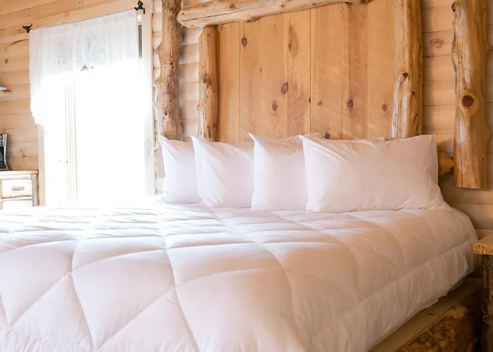 Coblentz Country Lodge By Amish Country Lodging Berlin