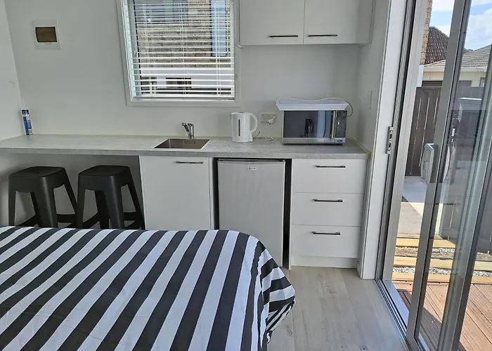Pod Bach On Tweed Hotel Tauranga