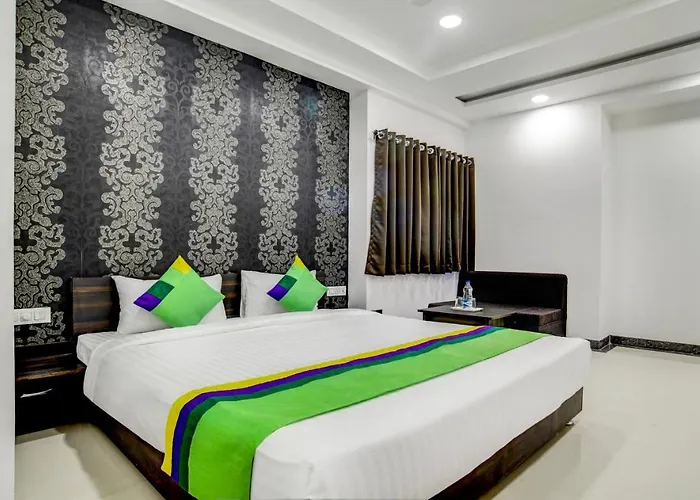 Treebo Grand Euro Pipliyahana Square Indore