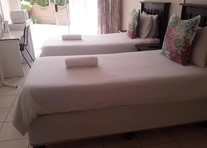 Kuyasa Guesthouse Mthatha