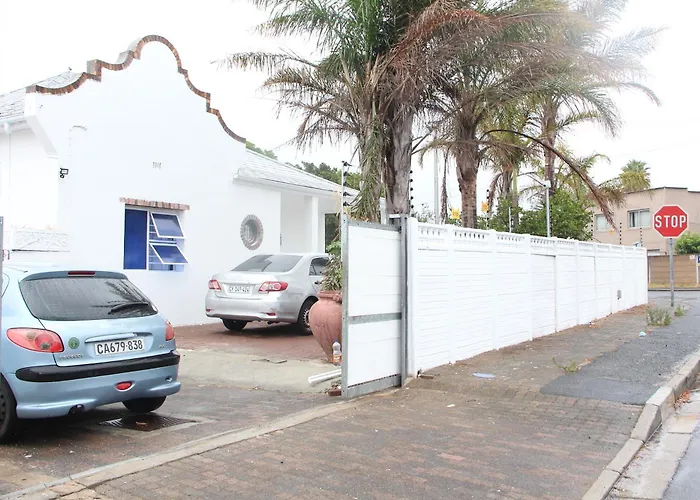 The White House Lodge Cape Town
