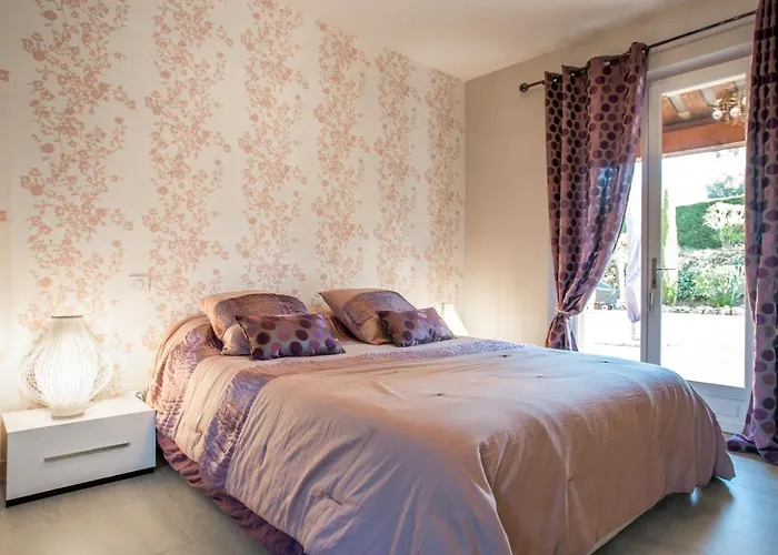 Bed and Breakfast Domaine Les Cigales à Mouans-Sartoux