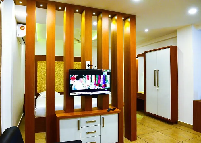 Aura Residency Hotel Payyannur