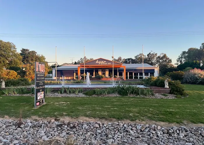 Byer Fountain Motor Inn Holbrook