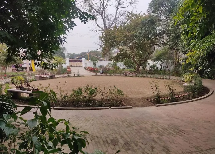 Vatika Homestay Varanasi