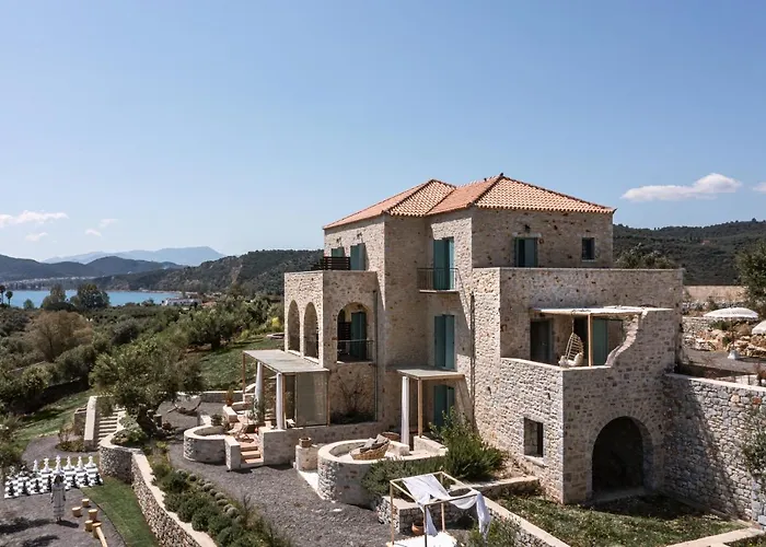 The Olive Yard Aparthotel Gythio