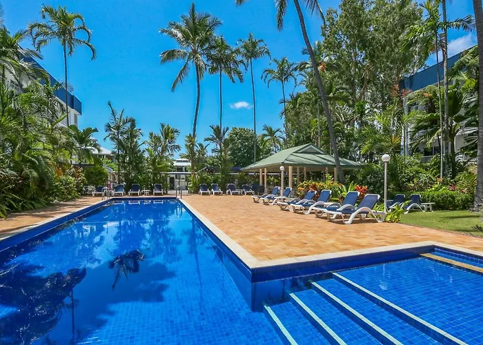 Agincourt Beachfront Apartments Clifton Beach