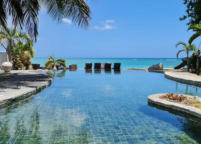 Ocean Beauty Hotel Pereybere Beach