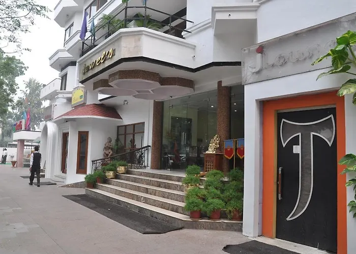 Hotel Jewels Karnal
