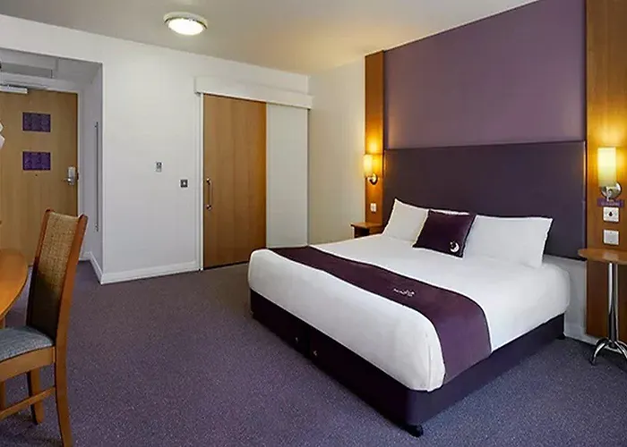Premier Inn Premier Inn Newmarket