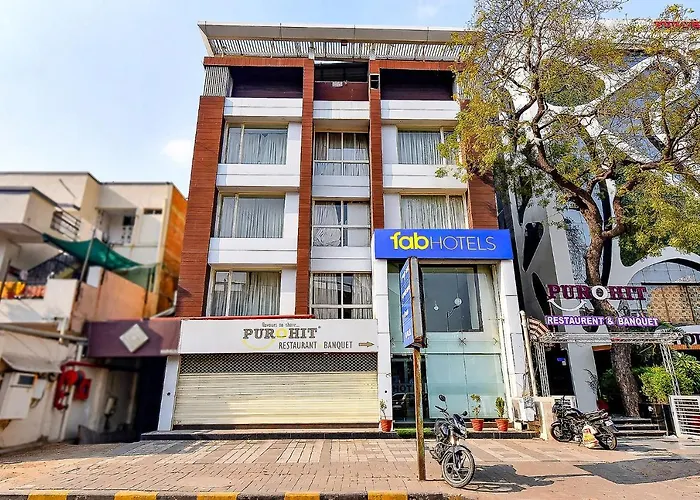 Fabhotel Royal Landmark Ahmedabad