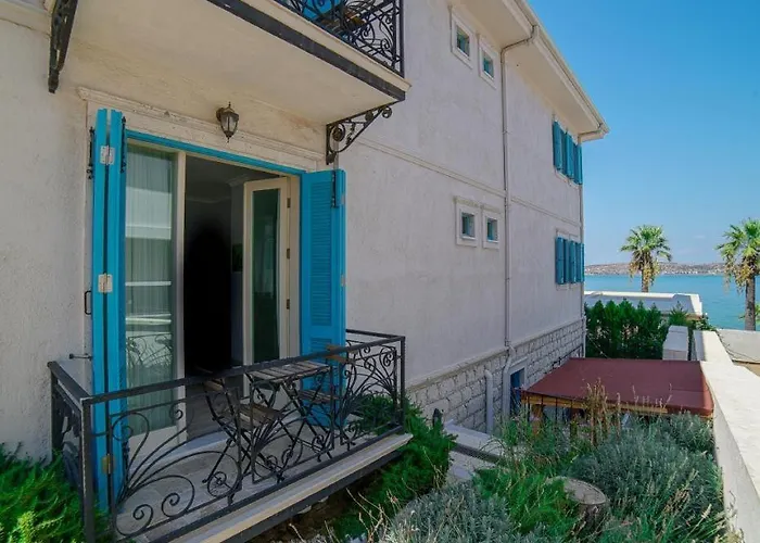 Karamela Hotel Ayvalı