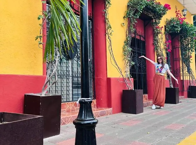 Hotel Libano Leon