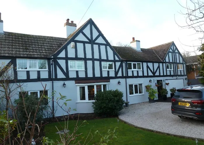 Newark Lodge Guest House