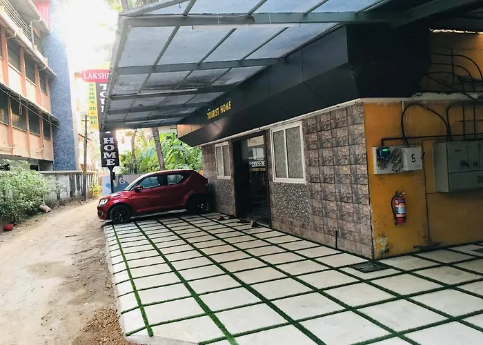 Lakshmi Tourist Home Guruvayur