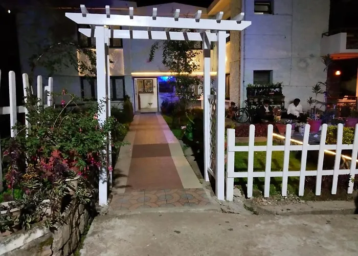 Hotel Seven Roads Kodaikanal