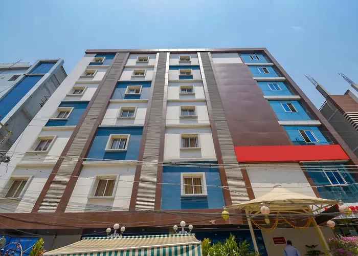 Hotel Raintr33 Hyderabad