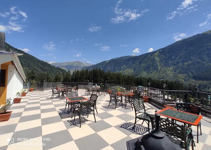 Abhilashi Residency & Spa - Centrally Heated & Air Cooled Manali 