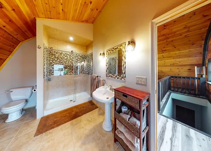 Seneca Lake Getaway Burdett
