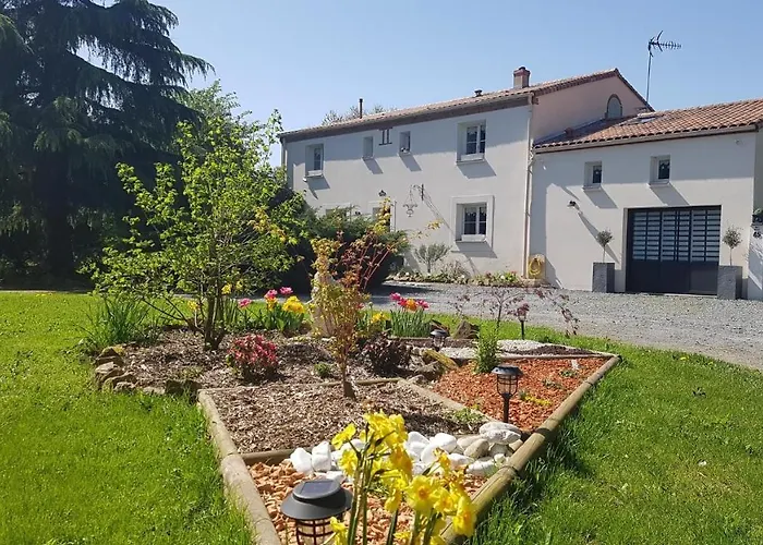 Bed and Breakfast La Grange d'Hélène à Cholet
