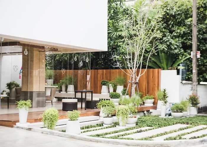Twothree A Homely Hotel - Sha Extra Plus Bangkok