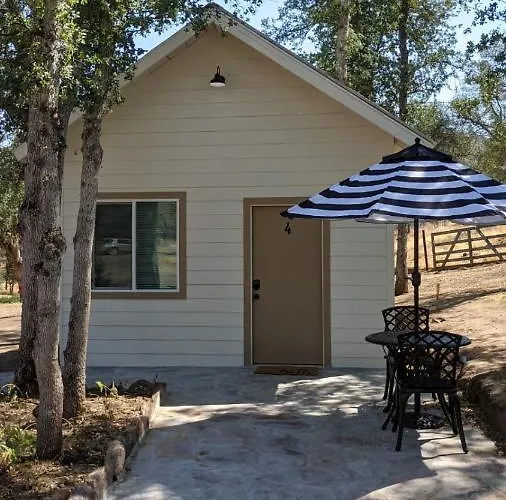 Clingan'S Junction Cottage #4 Yokuts Valley 