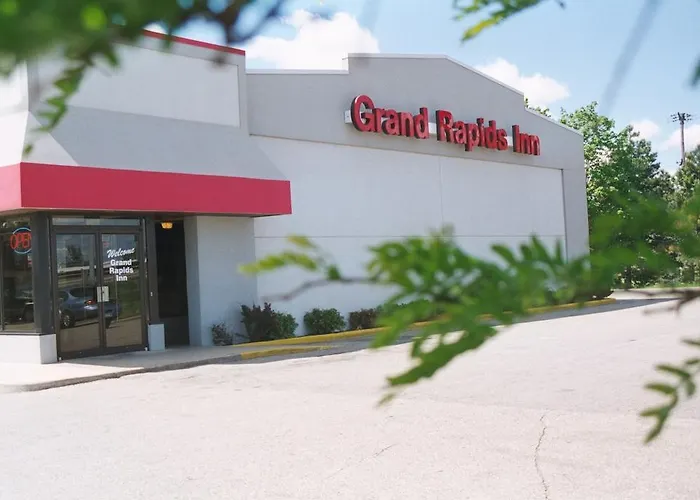 Grand Rapids Inn Wyoming