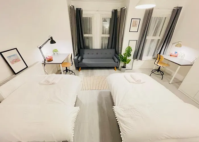 Leytonstone House - Sleepylodge London