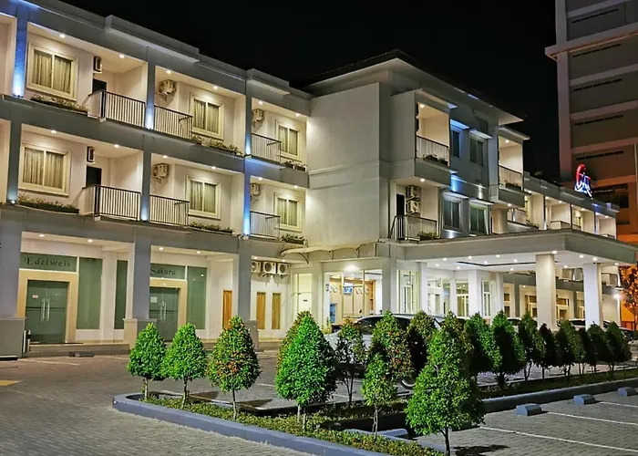 Naka Hotel Kupang