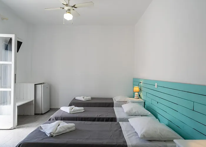 Ikaros Aparthotel Karterados 