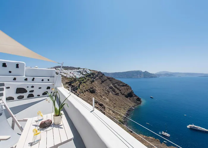 Ambition Suites (Adults Only) Oia