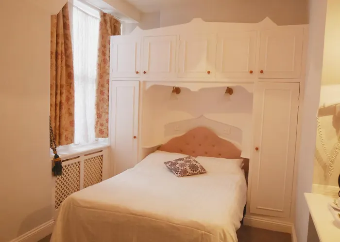 Maranton House Hotel Kensington London