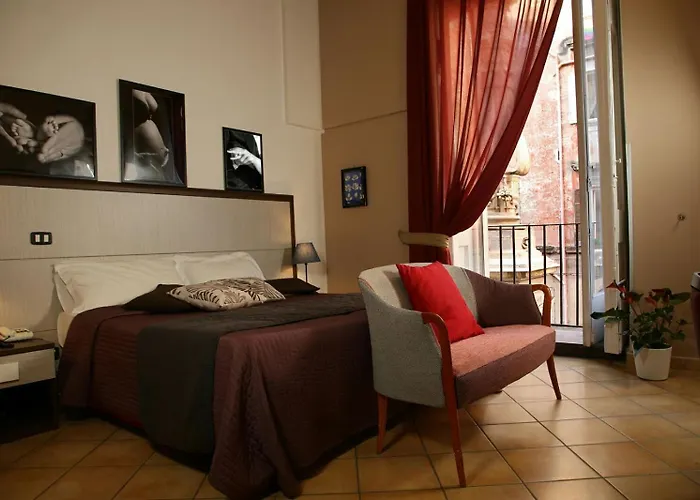 Caravaggio Hotel Nápoly