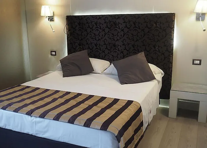 Piccolo Di Piazza Di Spagna Suites Roma