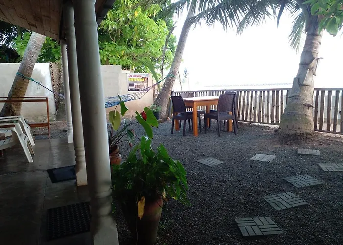 Seaside View Hotel Mirissa